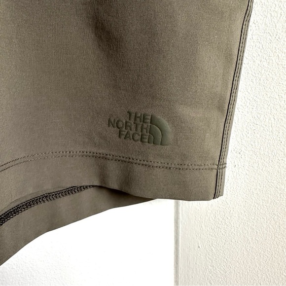 The North Face Athletic Mini Skirt Drawstring Waist Olive Green Pockets - Picture 4 of 6